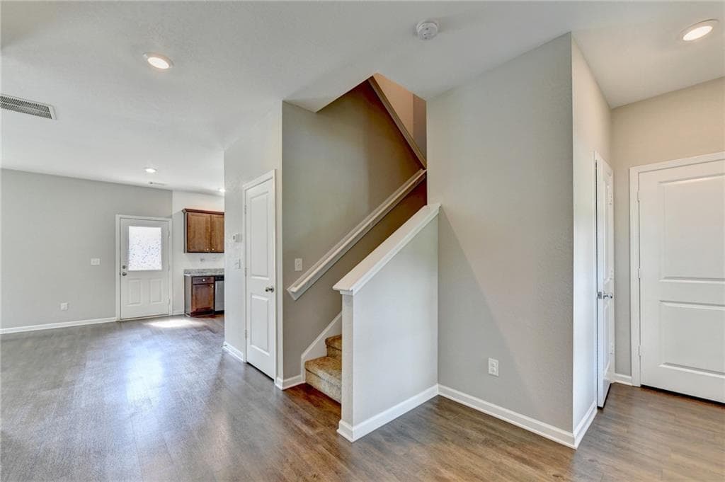 4 bedroom, 3 bathroom, 1,889 sq ft single family residence for sale at 784 Fitzroy Drive, Athens, GA 30606 — photo 7