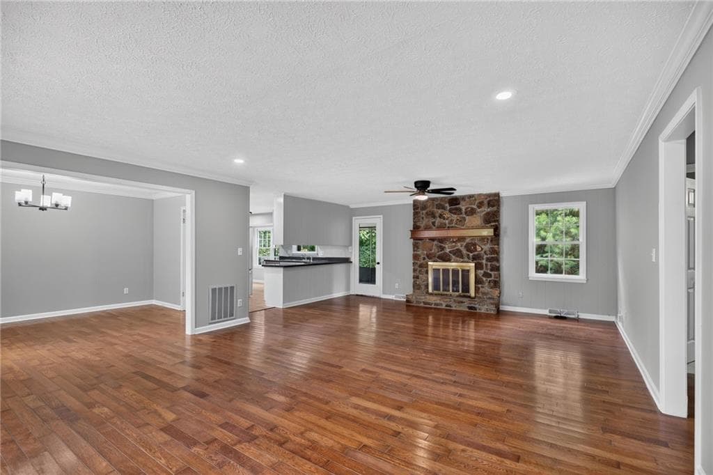 3 bedroom, 2 bathroom, 2,669 sq ft single family residence under contract at 110 Thornwood Drive, Rome, GA 30165 — photo 8