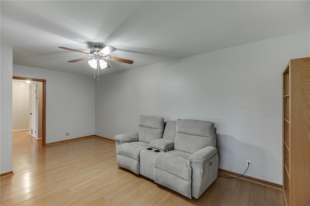 3 bedroom, 3 bathroom, 1,823 sq ft single family residence under contract at 944 Beaver Ruin Road, Lilburn, GA 30047 — photo 8