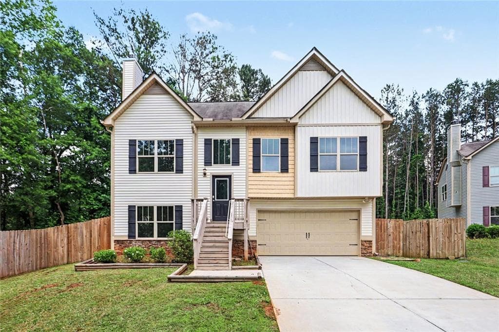4 bedroom, 4 bathroom, 1,653 sq ft single family residence under contract at 320 Brook Court, Temple, GA 30179