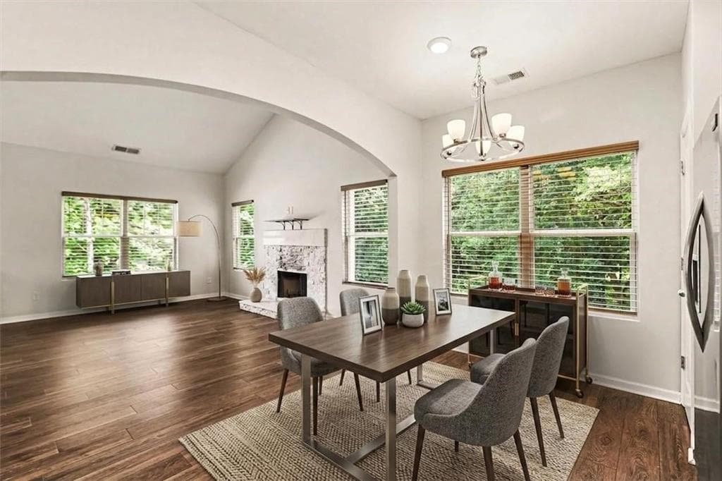 4 bedroom, 4 bathroom, 1,653 sq ft single family residence under contract at 320 Brook Court, Temple, GA 30179 — photo 3