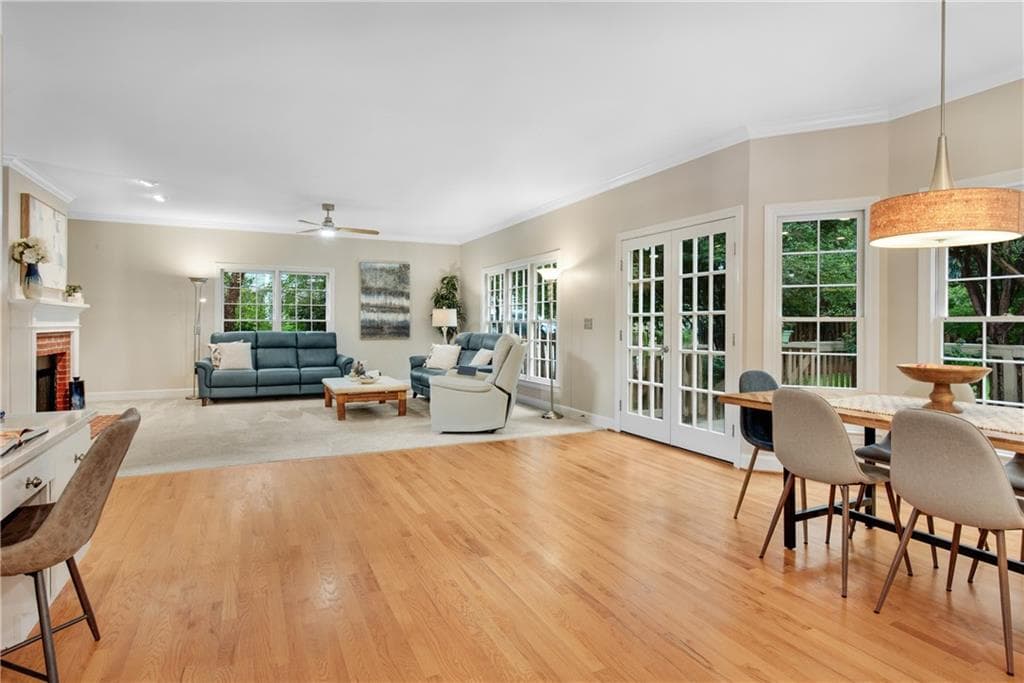 4 bedroom, 3 bathroom, 3,116 sq ft single family residence under contract at 505 Middleton Place, Roswell, GA 30075 — photo 5