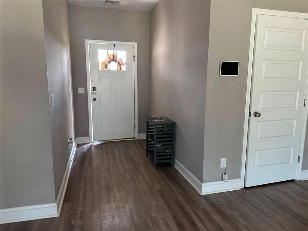 3 bedroom, 2 bathroom, 1,602 sq ft single family residence for sale at 409 Pivot Point, Statesboro, GA 30458 — photo 2