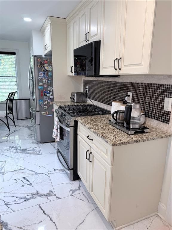 3 bedroom, 2 bathroom, 1,822 sq ft single family residence for rent at 2825 Calico Court, Marietta, GA 30062 for $2,400 a month — photo 3