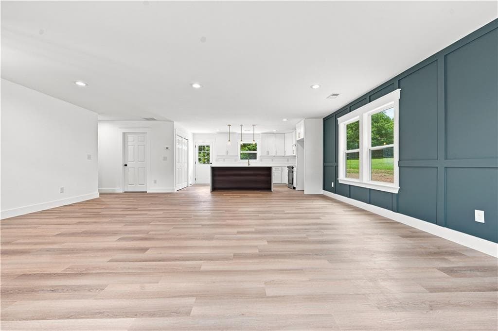 3 bedroom, 2 bathroom, 1,470 sq ft single family residence under contract at 72 Hunt Street, Hiram, GA 30141 — photo 5