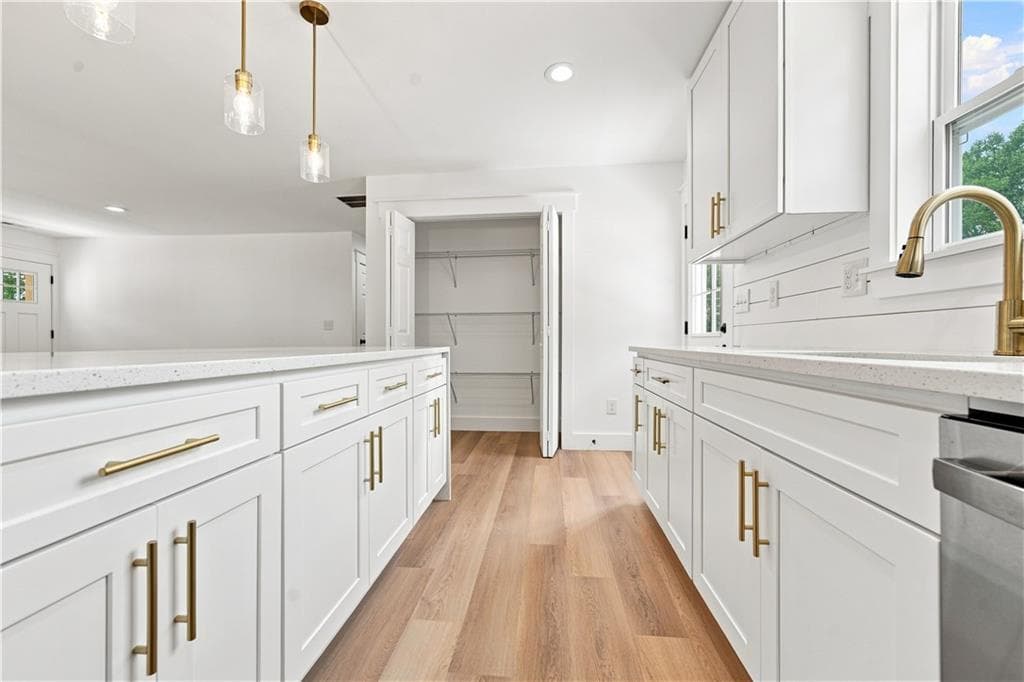 3 bedroom, 2 bathroom, 1,470 sq ft single family residence under contract at 72 Hunt Street, Hiram, GA 30141 — photo 9