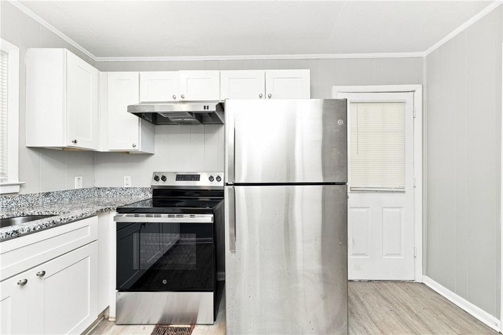 3 bedroom, 1 bathroom, 1,092 sq ft single family residence for rent at 515 Landers Street, Monroe, GA 30655 for $1,430 a month — photo 2