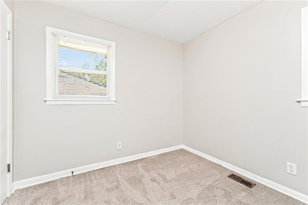 3 bedroom, 1 bathroom, 1,092 sq ft single family residence for rent at 515 Landers Street, Monroe, GA 30655 for $1,430 a month — photo 7