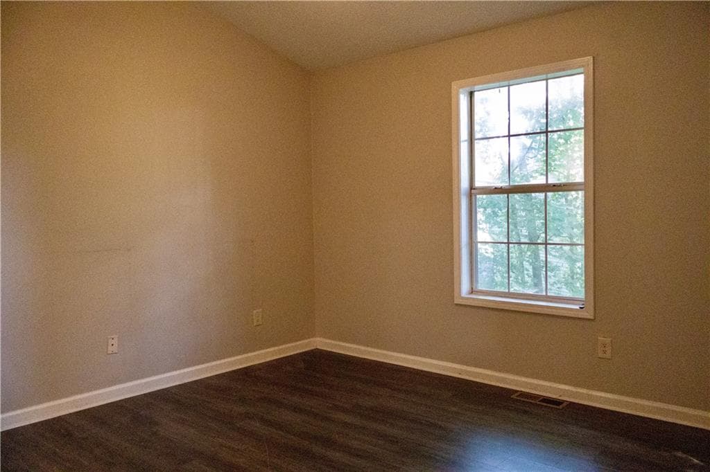 3 bedroom, 2 bathroom, 1,479 sq ft single family residence for sale at 3119 Nectar Drive, Powder Springs, GA 30127 — photo 9