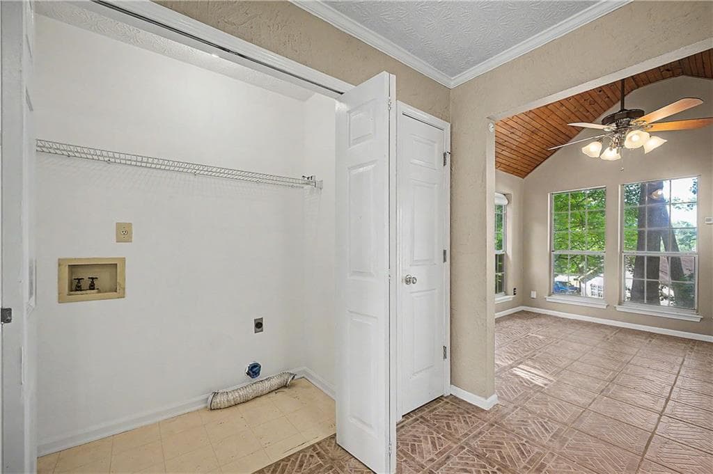 3 bedroom, 2 bathroom, 1,397 sq ft single family residence for sale at 204 Spring Circle, Stockbridge, GA 30281 — photo 10