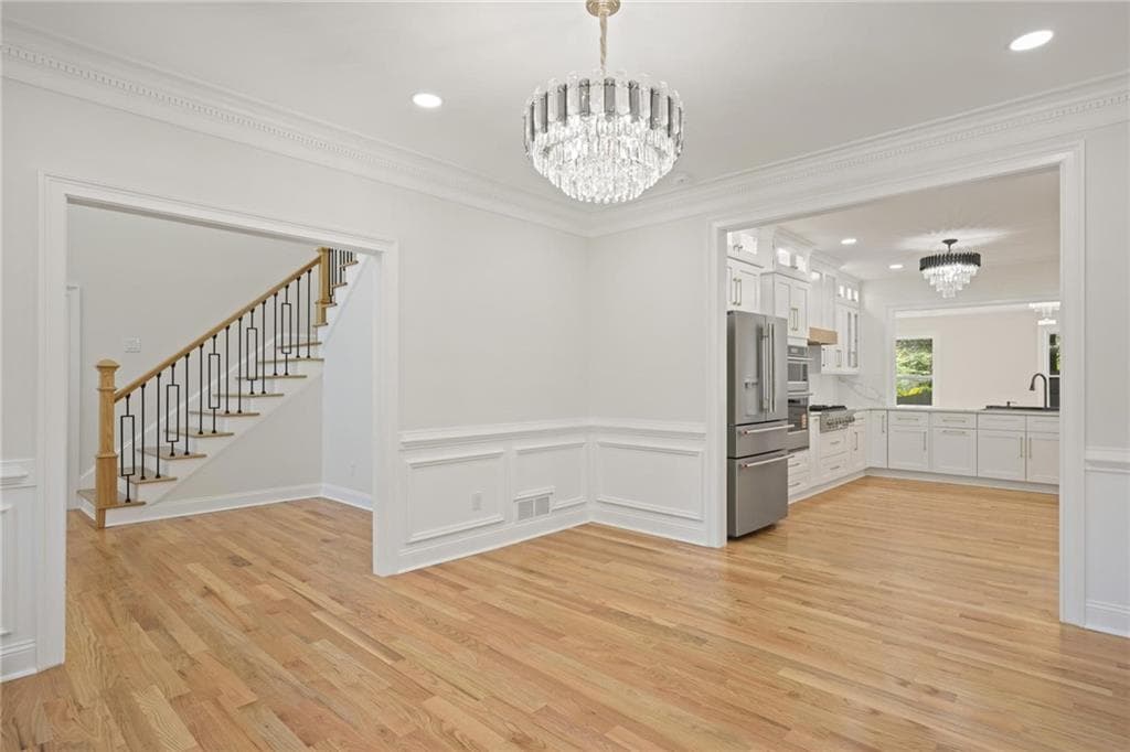 6 bedroom, 6 bathroom, 5,258 sq ft single family residence for sale at 762 Bedford Oaks Drive, Marietta, GA 30068 — photo 5