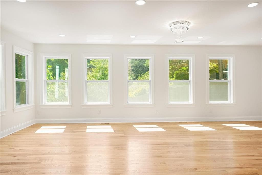6 bedroom, 6 bathroom, 5,258 sq ft single family residence for sale at 762 Bedford Oaks Drive, Marietta, GA 30068 — photo 10