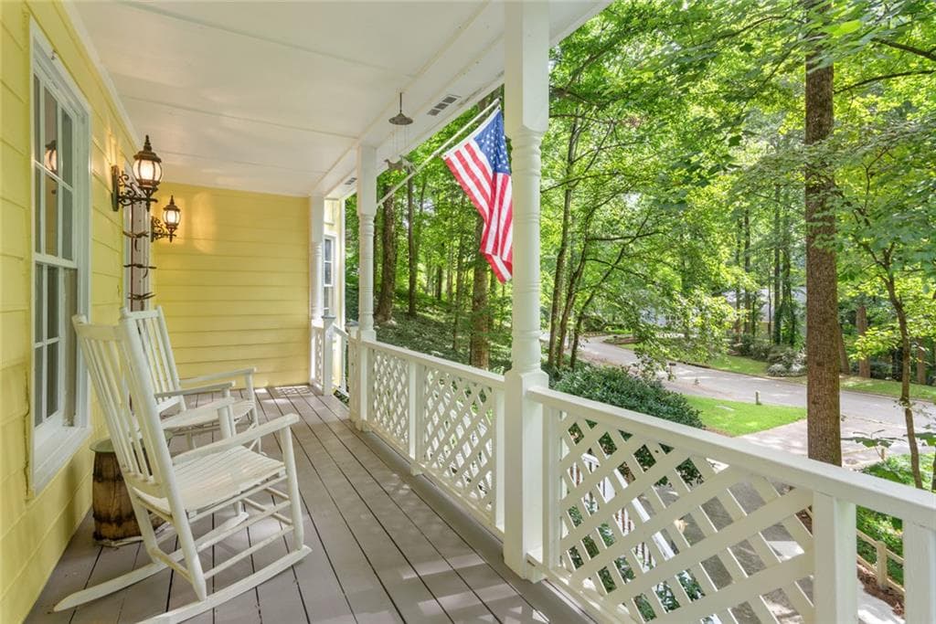 4 bedroom, 4 bathroom, 3,524 sq ft single family residence for sale at 11690 Highland Colony Drive, Roswell, GA 30075 — photo 6