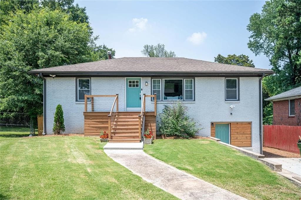 4 bedroom, 4 bathroom, 2,352 sq ft single family residence for sale at 177 Silver Springs Circle, Atlanta, GA 30310