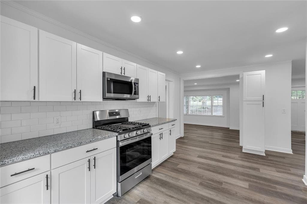 5 bedroom, 4 bathroom, 3,657 sq ft single family residence for sale at 2541 Poplar Street, Snellville, GA 30078 — photo 10