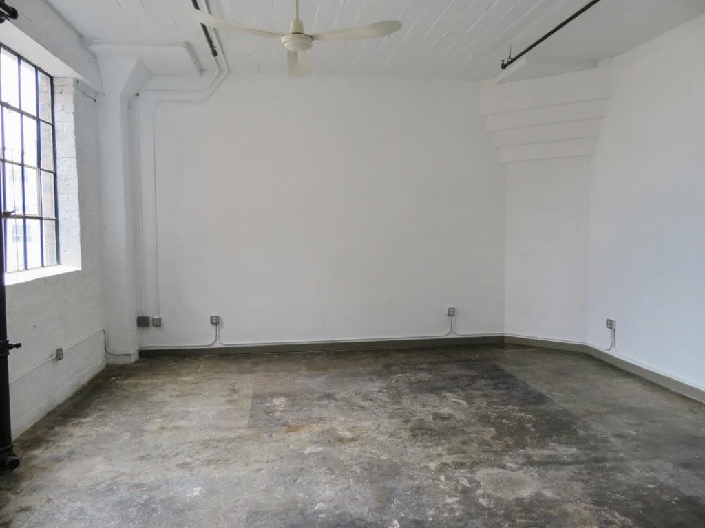 1 bedroom, 1 bathroom, 900 sq ft condominium for sale at 426 Marietta Street 410, Atlanta, GA 30313 — photo 3