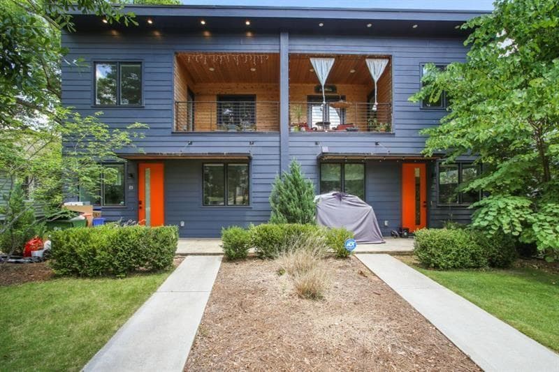 4 bedroom, 3 bathroom, 2,376 sq ft townhouse for rent at 129 Holiday Avenue B, Atlanta, GA 30307 for $5,500 a month — photo 1 of 25