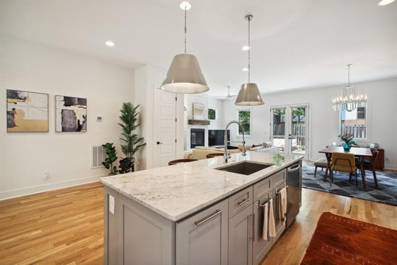 4 bedroom, 3 bathroom, 2,376 sq ft townhouse for rent at 129 Holiday Avenue B, Atlanta, GA 30307 for $5,500 a month — photo 7