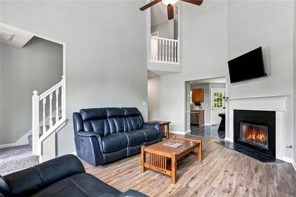4 bedroom, 3 bathroom, 2,705 sq ft single family residence under contract at 216 Mystic Hollow, Canton, GA 30114 — photo 6