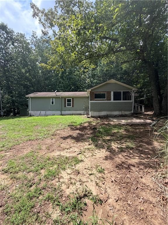 2 bedroom, 1 bathroom, 784 sq ft single family residence for sale at 296 Mountain View Circle, Bremen, GA 30110 — photo 3