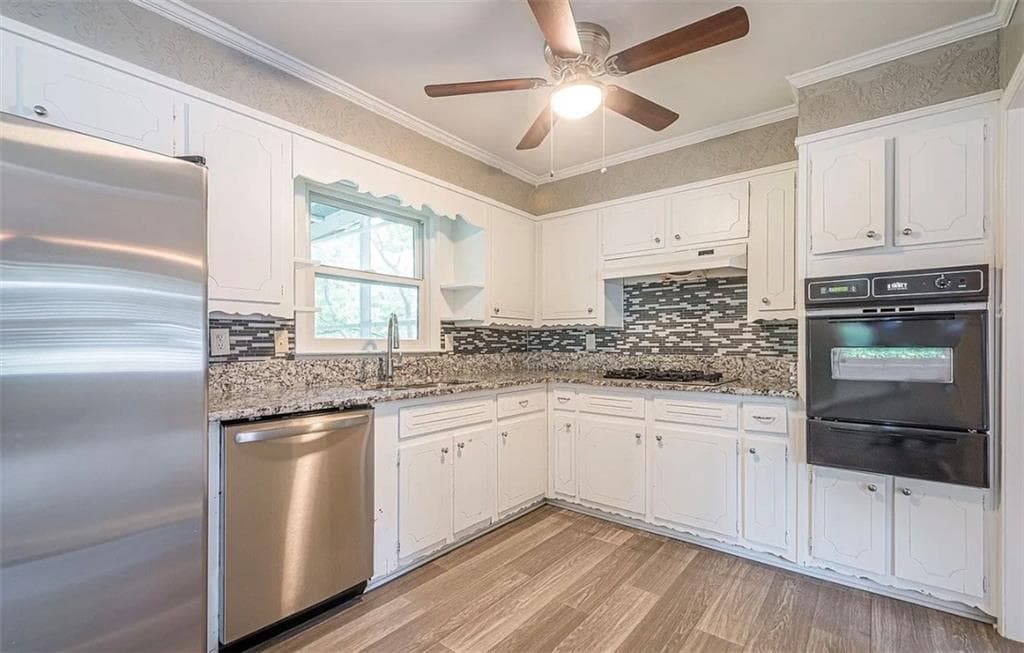 3 bedroom, 1 bathroom, 1,080 sq ft single family residence for sale at 960 Old Canton Road, Marietta, GA 30068 — photo 9