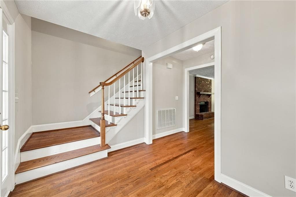 3 bedroom, 4 bathroom, 2,800 sq ft single family residence for sale at 83 Bryant Road, Rome, GA 30161 — photo 6