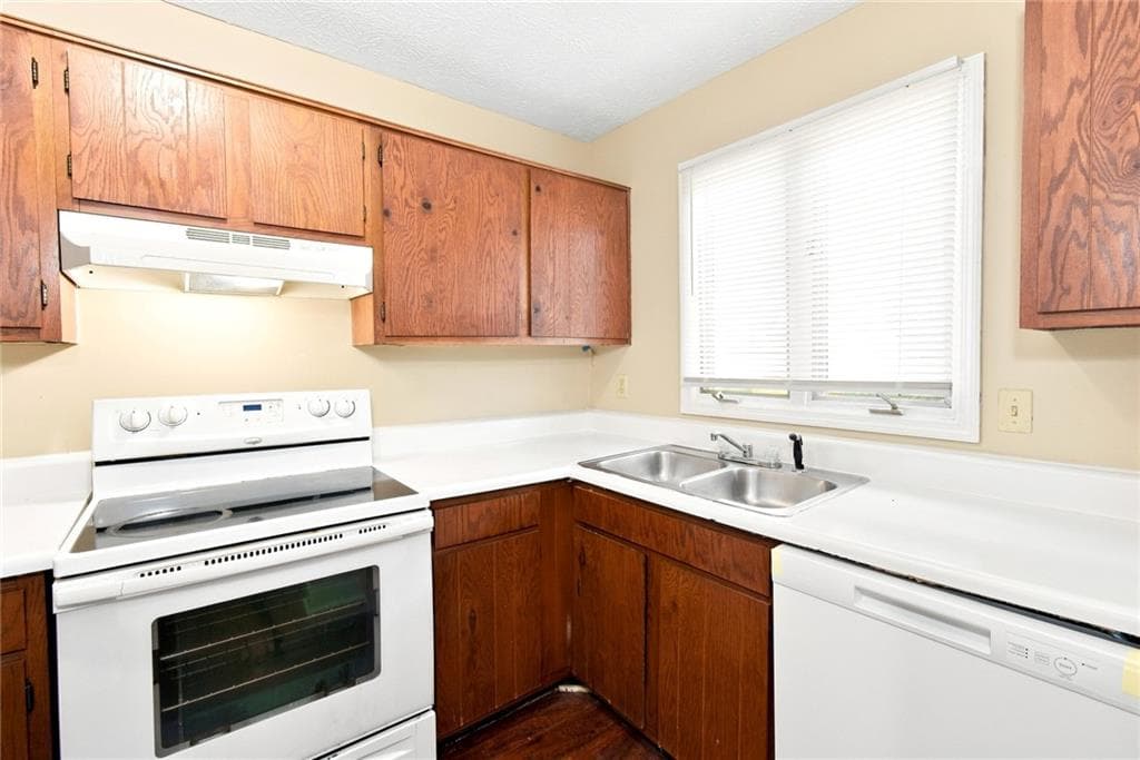 2 bedroom, 4 bathroom, 1,054 sq ft townhouse for rent at 1678 Wynndowne Trail, Smyrna, GA 30080 for $1,635 a month — photo 4