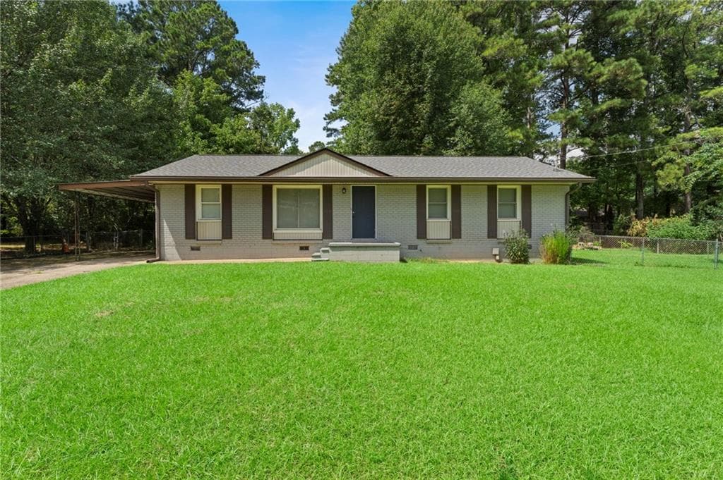 3 bedroom, 2 bathroom, 1,275 sq ft single family residence for sale at 8839 Channing Drive, Jonesboro, GA 30238