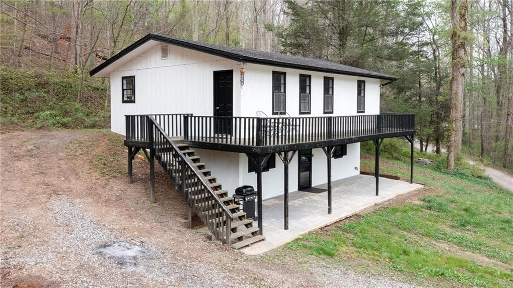3 bedroom, 2 bathroom, 1,254 sq ft single family residence for sale at 1180 Martin Head Circle, Dahlonega, GA 30533 — photo 5