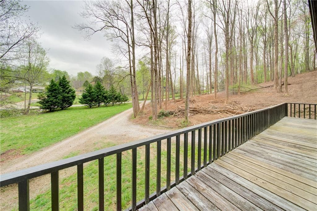 3 bedroom, 2 bathroom, 1,254 sq ft single family residence for sale at 1180 Martin Head Circle, Dahlonega, GA 30533 — photo 7