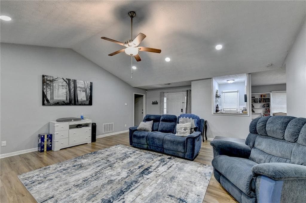 3 bedroom, 2 bathroom, 1,739 sq ft single family residence for sale at 1921 Shady Creek Lane, Lawrenceville, GA 30043 — photo 7