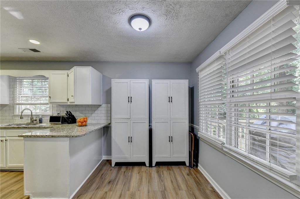 3 bedroom, 2 bathroom, 1,739 sq ft single family residence for sale at 1921 Shady Creek Lane, Lawrenceville, GA 30043 — photo 9