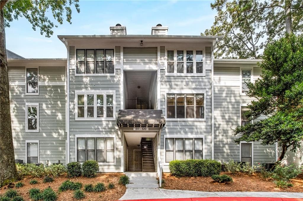 1 bedroom, 1 bathroom, 859 sq ft condominium for rent at 515 Summit North Drive, Atlanta, GA 30324 for $1,600 a month — photo 1 of 21
