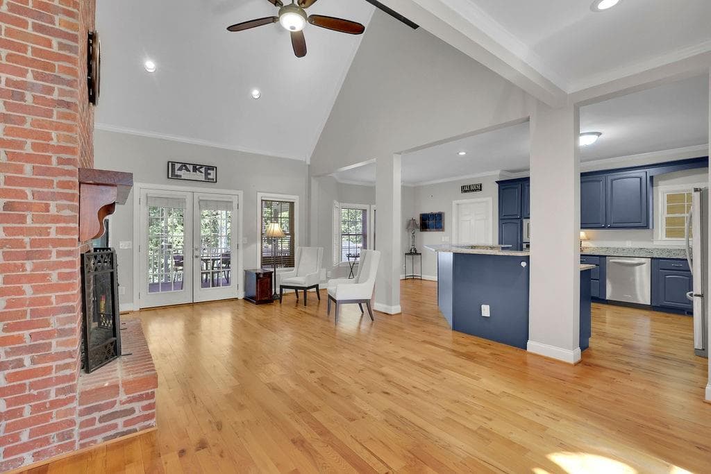 7 bedroom, 7 bathroom, 6,463 sq ft single family residence for sale at 3440 Maynard Circle, Gainesville, GA 30506 — photo 8