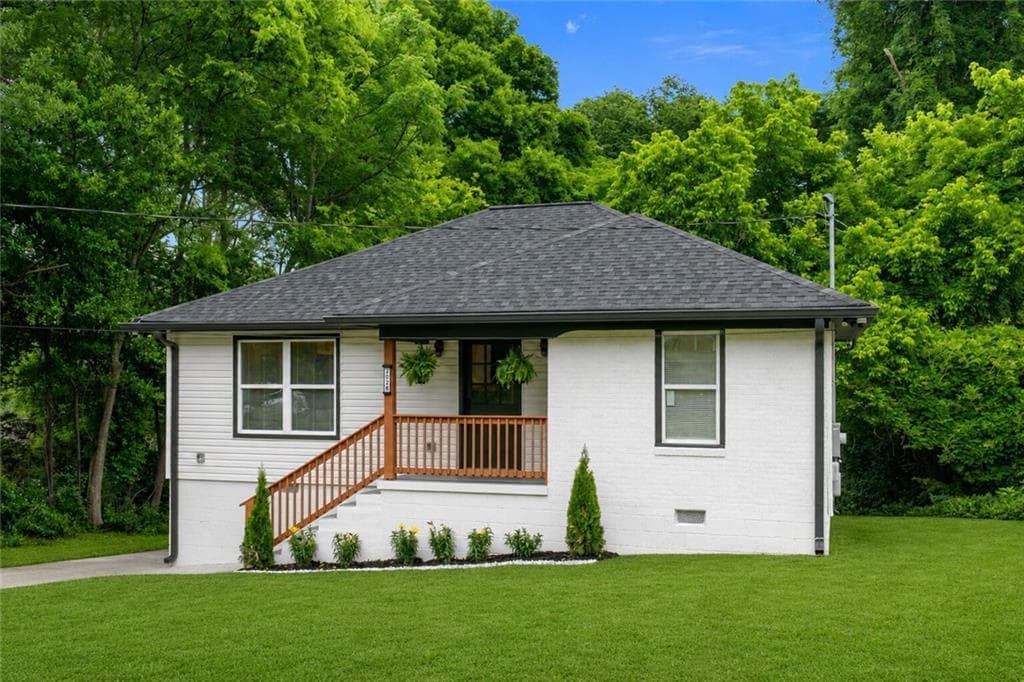 2 bedroom, 2 bathroom, 1,028 sq ft single family residence for rent at 2028 Hilburn Drive, Atlanta, GA 30316 for $2,500 a month — photo 1 of 26