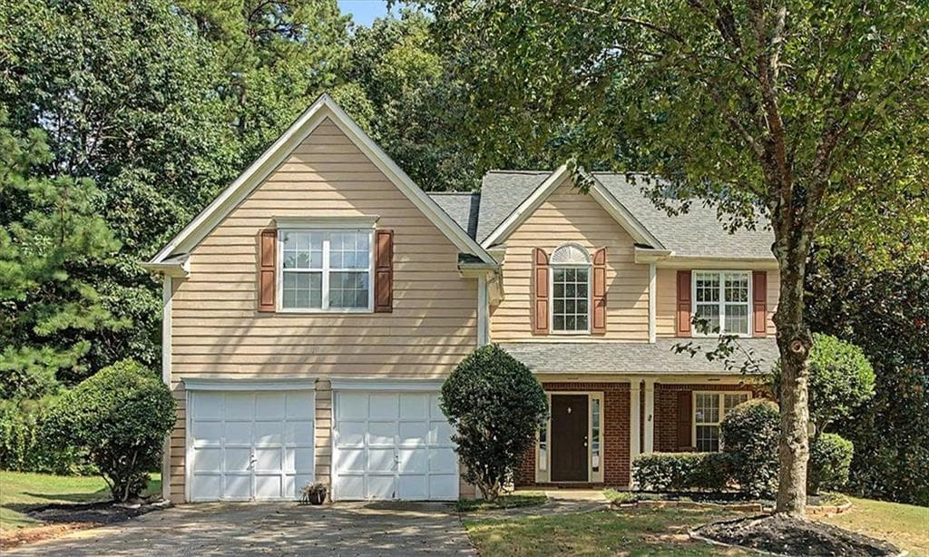 4 bedroom, 3 bathroom, 2,215 sq ft single family residence for rent at 1590 Waterway Place, Marietta, GA 30008 for $2,400 a month
