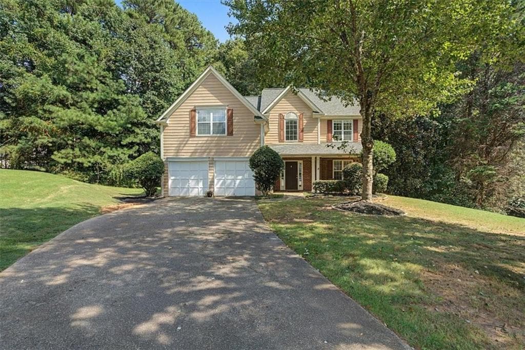 4 bedroom, 3 bathroom, 2,215 sq ft single family residence for rent at 1590 Waterway Place, Marietta, GA 30008 for $2,400 a month — photo 2