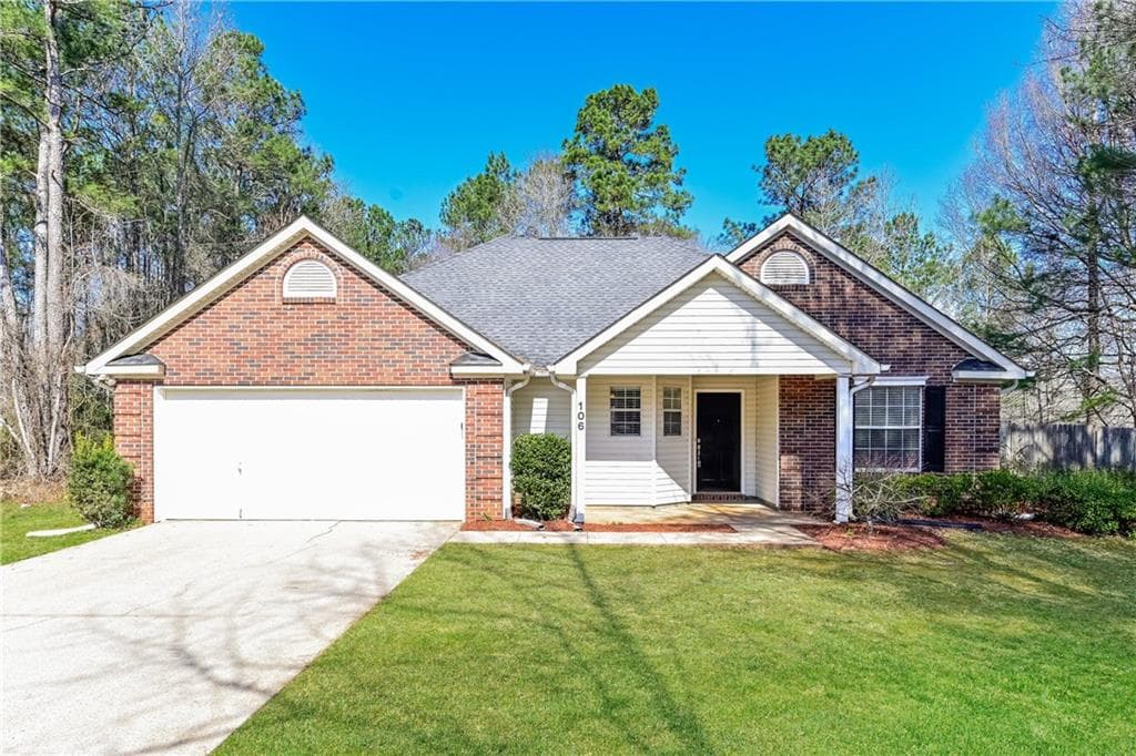3 bedroom, 2 bathroom, 1,565 sq ft single family residence for sale at 106 Emerald Lane, Hampton, GA 30228