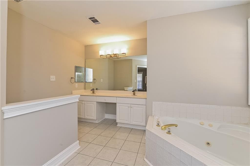 3 bedroom, 2 bathroom, 1,565 sq ft single family residence for sale at 106 Emerald Lane, Hampton, GA 30228 — photo 8
