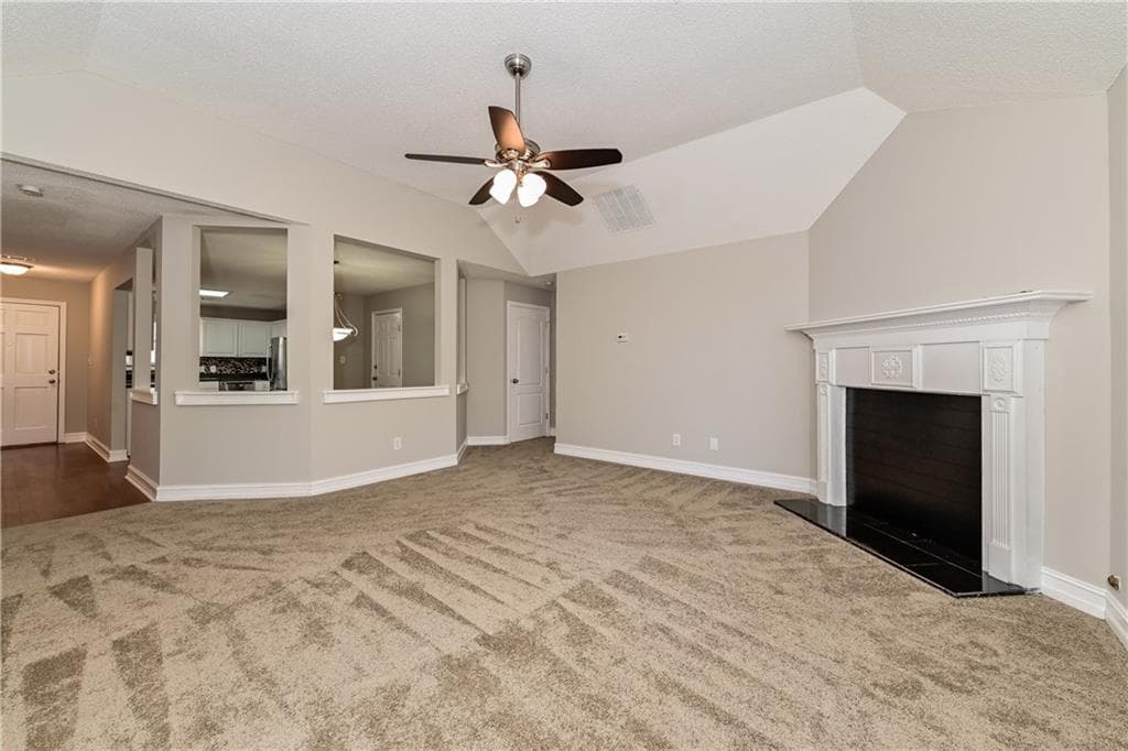 3 bedroom, 2 bathroom, 1,565 sq ft single family residence for sale at 106 Emerald Lane, Hampton, GA 30228 — photo 10