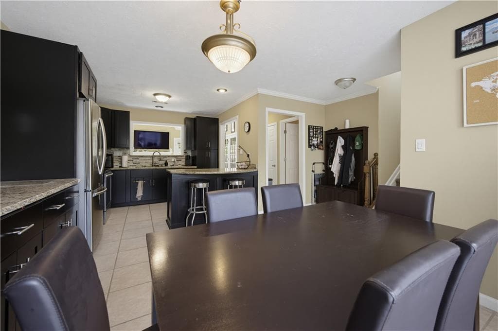 2 bedroom, 2 bathroom, 1,444 sq ft townhouse for sale at 5010 Avalon Drive, Alpharetta, GA 30005 — photo 8