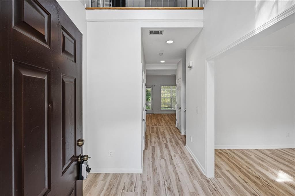 4 bedroom, 3 bathroom, 2,440 sq ft single family residence for sale at 3771 Branch Drive, Atlanta, GA 30331 — photo 3