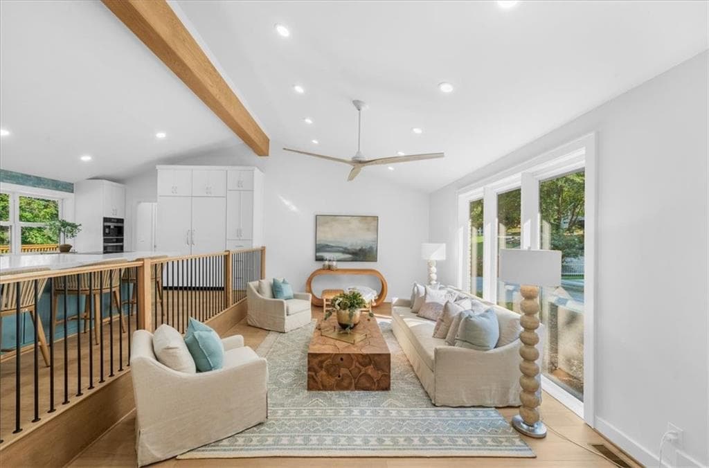 3 bedroom, 3 bathroom, 2,029 sq ft single family residence for sale at 5839 Lakeshore Drive, Buford, GA 30518 — photo 4