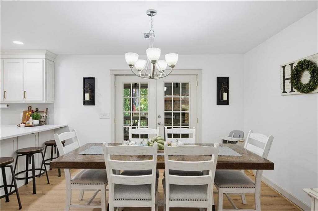 3 bedroom, 2 bathroom, 1,700 sq ft single family residence for sale at 3744 Tanners Mill Road, Gainesville, GA 30507 — photo 9