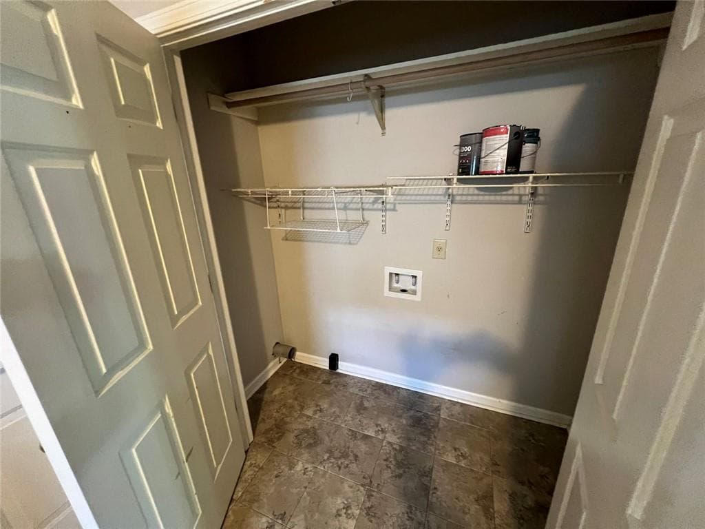 1 bedroom, 1 bathroom, 624 sq ft single family residence for rent at 2735 Fairlane Drive, Cumming, GA 30041 for $1,295 a month — photo 4