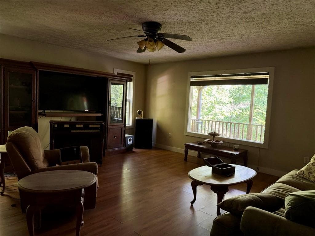 3 bedroom, 3 bathroom, 2,068 sq ft single family residence under contract at 1657 Nimblewill Gap Road, Dahlonega, GA 30533 — photo 10