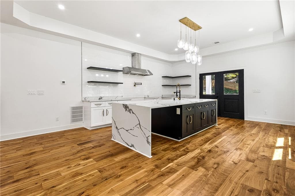 4 bedroom, 4 bathroom, 3,136 sq ft single family residence for sale at 6465 Yacht Club Road, Flowery Branch, GA 30542 — photo 8
