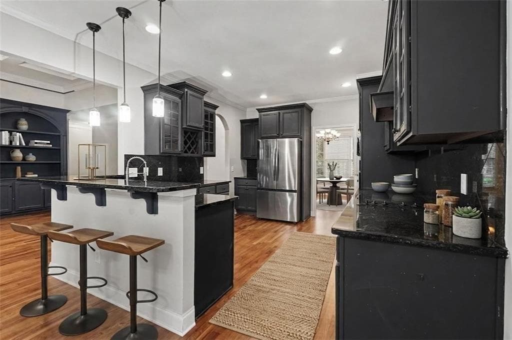 5 bedroom, 5 bathroom, 5,157 sq ft single family residence for sale at 913 Arbor Drive, Loganville, GA 30052 — photo 5