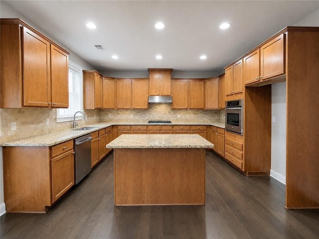 4 bedroom, 3 bathroom, 3,536 sq ft single family residence for sale at 3353 Bridge Walk Drive, Lawrenceville, GA 30044 — photo 3