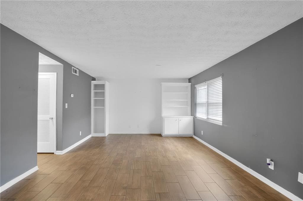 3 bedroom, 3 bathroom, 1,320 sq ft condominium for sale at 117 Northdale Place, Lawrenceville, GA 30046 — photo 4